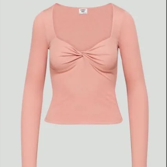 Aritzia Sunday Best Lula Longsleeve - Picture 1 of 5